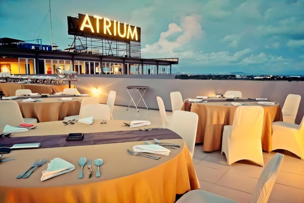 Atrium Premiere Cilacap Exterior photo